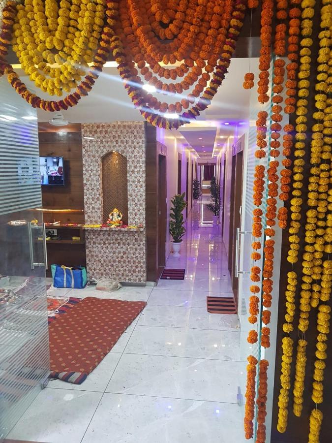 Hotel Dreamland Vadodara Exterior foto